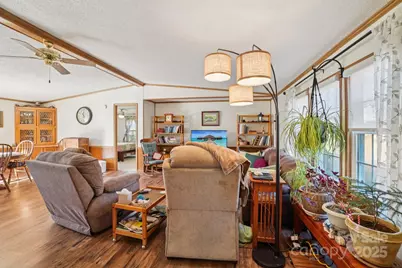 204 Cranbrook Circle, Hendersonville, NC 28792 - Photo 12