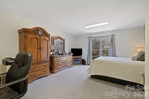 40 Country Bear Ln, Flat Rock, NC 28731 - Photo 30