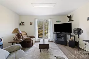 40 Country Bear Ln, Flat Rock, NC 28731 - Photo 28