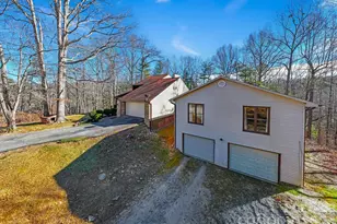 40 Country Bear Ln, Flat Rock, NC 28731 - Photo 40