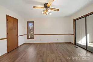 40 Country Bear Ln, Flat Rock, NC 28731 - Photo 12