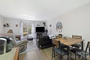 40 Country Bear Ln, Flat Rock, NC 28731 - Photo 28