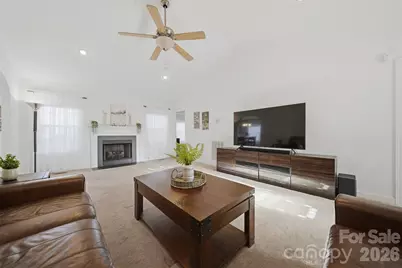 1636 Mayfair Drive, Conover, NC 28613 - Photo 4