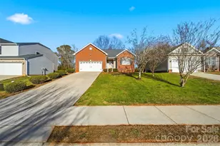 1636 Mayfair Dr, Conover, NC 28613 - Photo 32