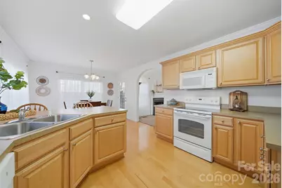 1636 Mayfair Drive, Conover, NC 28613 - Photo 14