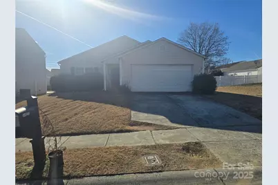 11055 Thousand Oaks Drive, Huntersville, NC 28078 - Photo 1