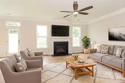 200 Kingston Drive, Mount Holly, NC 28120 - Photo 4