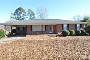 378 Center St, Chester, SC 29706 - Photo 1