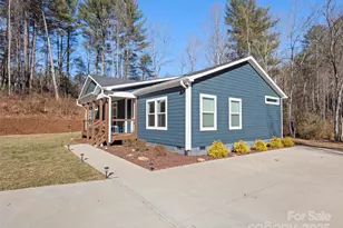 263 Moss Hl Dr, Hendersonville, NC 28792 - Photo 4