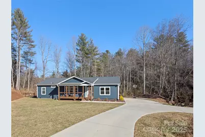 263 Moss Hill Drive, Hendersonville, NC 28792 - Photo 2