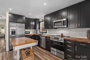 10 Village Park Dr, Weaverville, NC 28787 - Photo 8