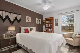 10 Village Park Dr, Weaverville, NC 28787 - Photo 12