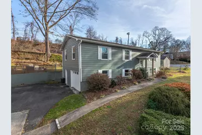 10 Village Park Drive, Weaverville, NC 28787 - Photo 2