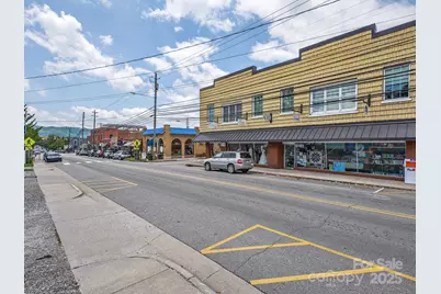 10 Village Park Drive, Weaverville, NC 28787 - Photo 28