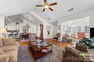 104 Lone Oak Cir, Rock Hill, SC 29732 - Photo 4