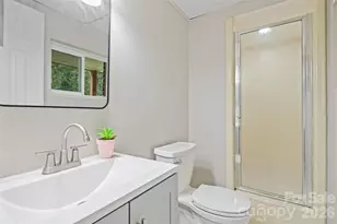 15 Beaverdam Ct, Asheville, NC 28804 - Photo 22