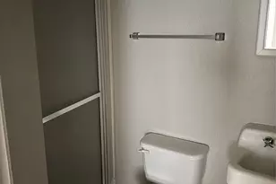 833 4th Ave SW, Hickory, NC 28602 - Photo 8