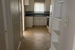 833 4th Ave SW, Hickory, NC 28602 - Photo 8