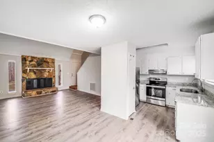 12023 Rock Canyon Dr, Charlotte, NC 28226 - Photo 12