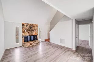 12023 Rock Canyon Dr, Charlotte, NC 28226 - Photo 10