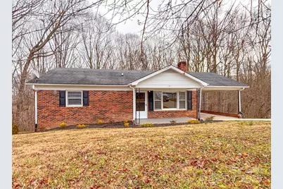 3002 Denwood Drive, Claremont, NC 28610 - Photo 1