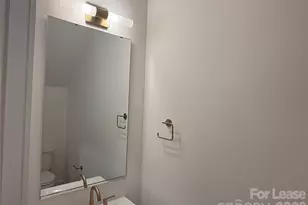 612 Ambassador St, Charlotte, NC 28208 - Photo 20