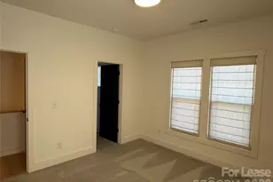 612 Ambassador St, Charlotte, NC 28208 - Photo 10