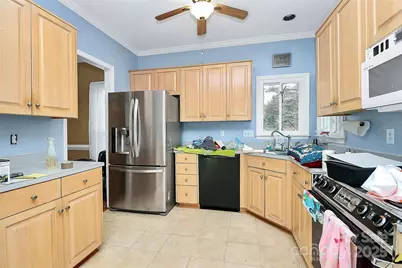 9223 Pebble Creek Way, Charlotte, NC 28269 - Photo 10