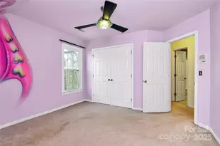 9223 Pebble Creek Way, Charlotte, NC 28269 - Photo 32