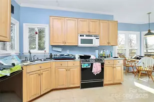 9223 Pebble Creek Way, Charlotte, NC 28269 - Photo 12