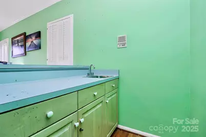 9223 Pebble Creek Way, Charlotte, NC 28269 - Photo 18