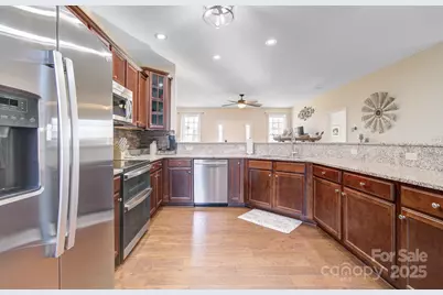 37 Alaskan Drive, Leicester, NC 28748 - Photo 8