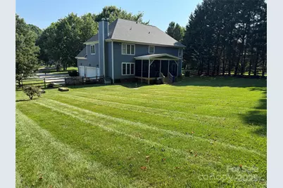 155 Huntfield Way, Mooresville, NC 28117 - Photo 2