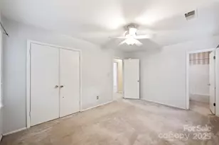 5509 Viewmont Dr, Charlotte, NC 28215 - Photo 12