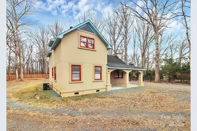 2805 Leisure Drive, Waxhaw, NC 28173 - Photo 2