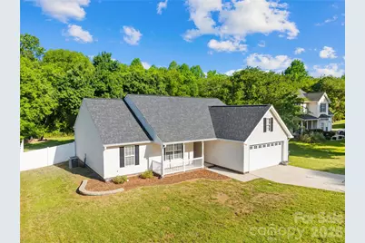 161 Bradford Glyn Drive, Mooresville, NC 28115 - Photo 2