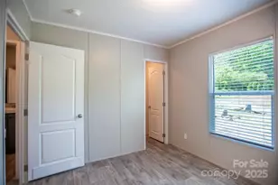 1451 Newfound Rd, Leicester, NC 28748 - Photo 34