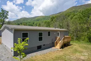 1451 Newfound Rd, Leicester, NC 28748 - Photo 2