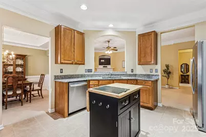 2316 Elendil Lane, Charlotte, NC 28269 - Photo 12