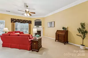 2316 Elendil Ln, Charlotte, NC 28269 - Photo 6