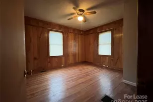 8209 Moores Chapel Rd, Charlotte, NC 28214 - Photo 12