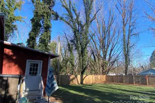 525 Park Dr, Statesville, NC 28677 - Photo 8