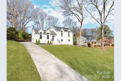 2801 Huntingtowne Farms Lane, Charlotte, NC 28210 - Photo 1