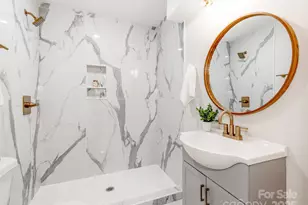 2801 Huntingtowne Farms Ln, Charlotte, NC 28210 - Photo 30