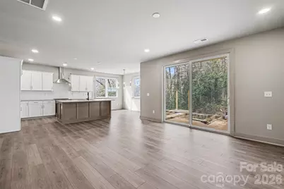 2418 Crestview Drive, Charlotte, NC 28216 - Photo 10
