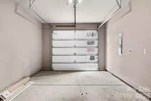 2418 Crestview Dr, Charlotte, NC 28216 - Photo 34