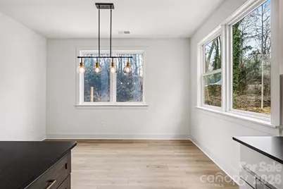 2416 Crestview Drive, Charlotte, NC 28216 - Photo 16