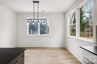 2416 Crestview Dr, Charlotte, NC 28216 - Photo 16