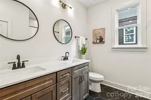 2416 Crestview Dr, Charlotte, NC 28216 - Photo 38