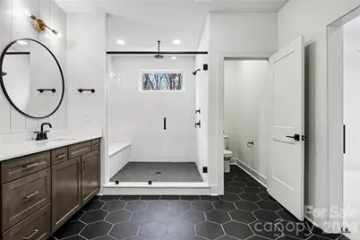 2412 Crestview Drive, Charlotte, NC 28216 - Photo 30